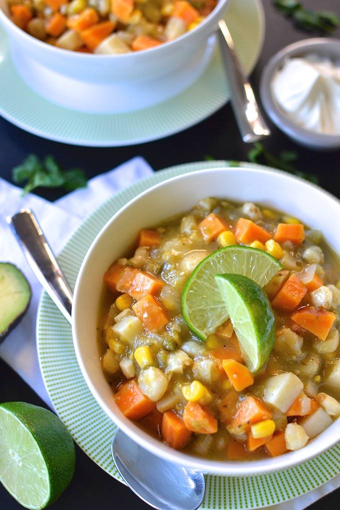 Vegetarian Chili Verde - A delicious vegetarian tomatillo green chili chock full of hearty vegetables and warm spices. ~sweetpeasandabcs.com
