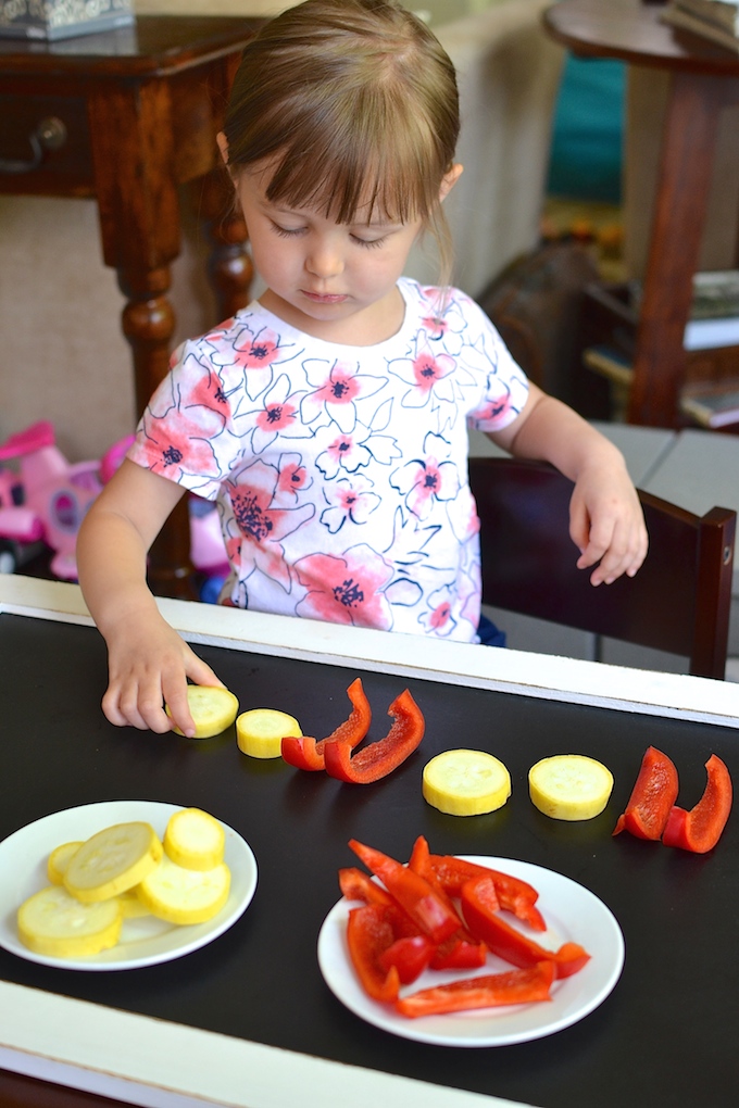 Building Produce Patterns - Kids learn about and build simple and complex patterns using vegetables! ~sweetpeasandabcs.com