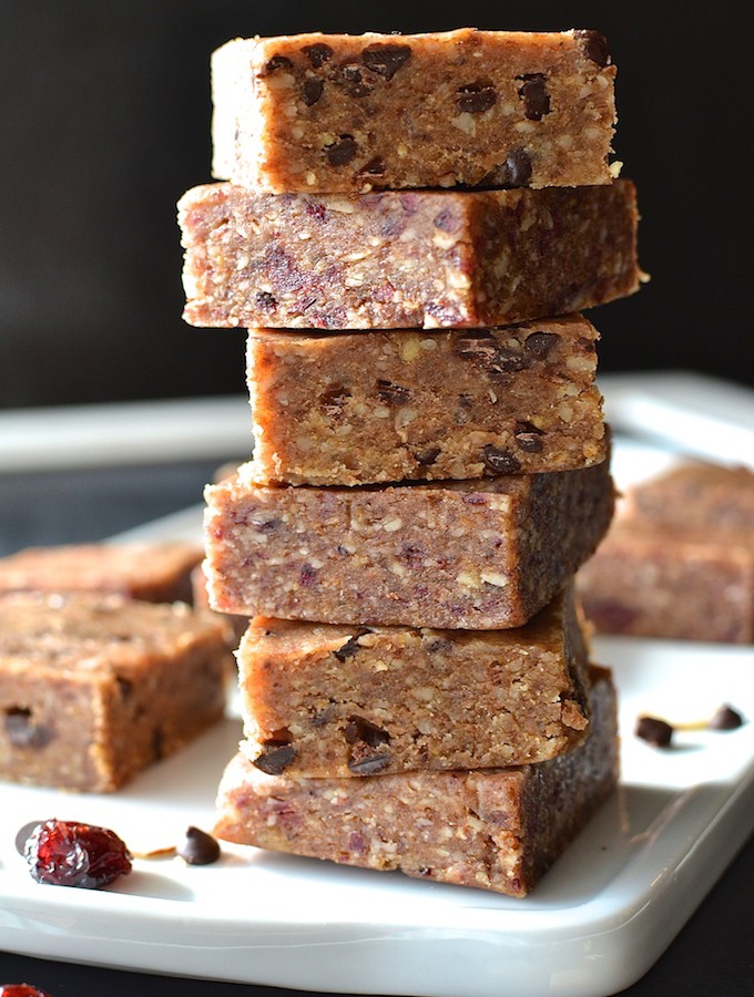 Homemade Larabars: Two Ways