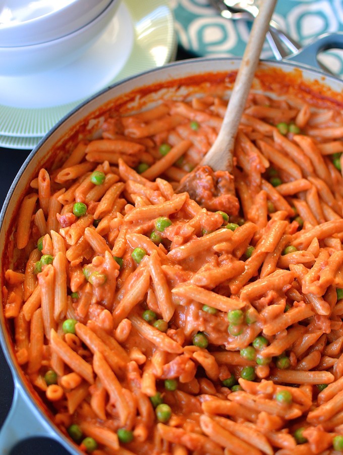 One-Pot Penne alla Vodka - Penne pasta cooks up in a creamy tomato sauce in this one-pot, easy recipe! ~sweetpeasandabcs.com