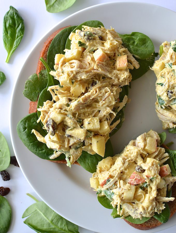 Curry Chicken Salad - With shredded chicken, crunchy apples, chewy raisins and a 3-ingredient (no mayo!) dressing, this is an easy, make-ahead recipe for lunch! ~sweetpeasandabcs.com