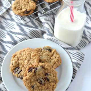 Cherry Oatmeal Cookies - An egg-free version of a cookie classic, studded with tart, dried cherries! ~sweetpeasandabcs.com